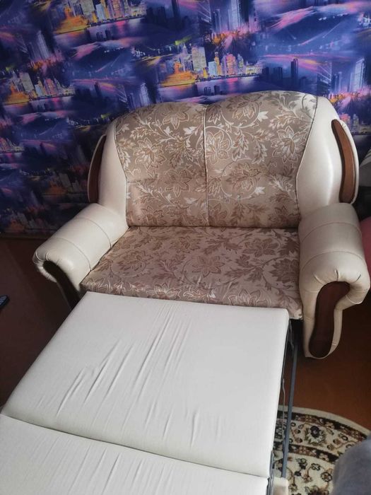 Продам мягкий угол