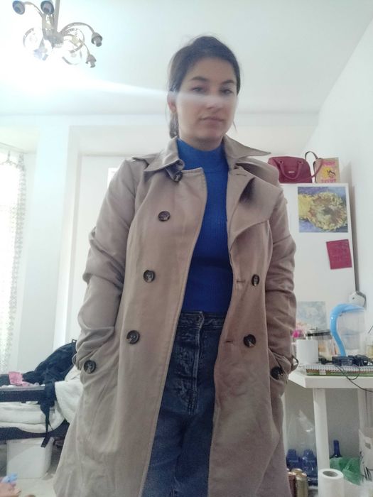 Ефектен къс шлифер