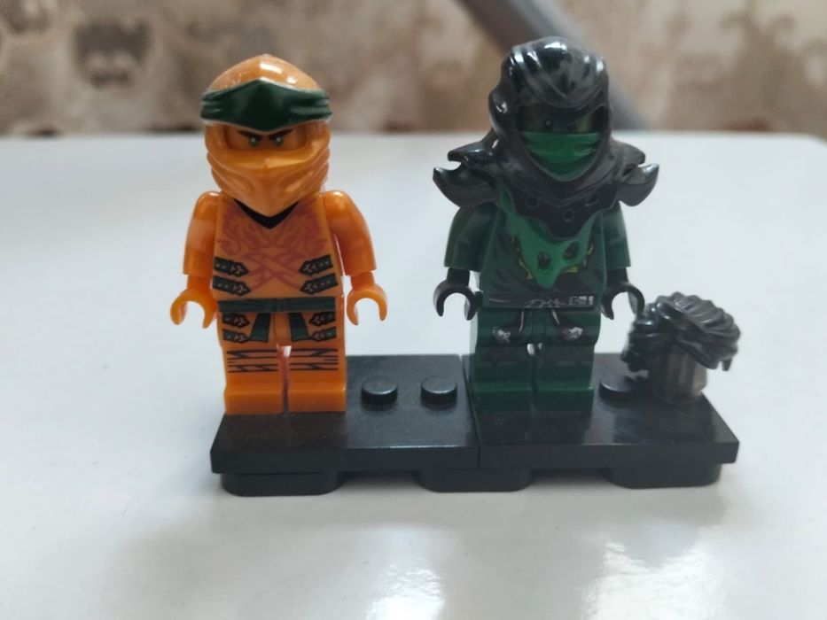 Продам фигурки ниндзяго не ориг