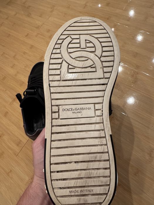 Dolce Gabbana de vanzare