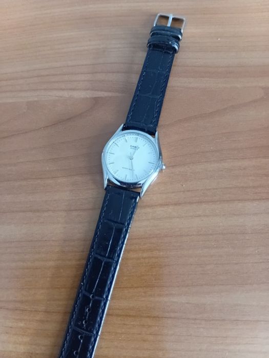 продам часы casio