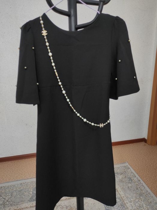 Продам платье 42 размер