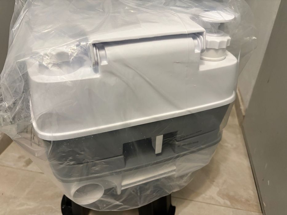 Продавам нова портативна тоалетна ENDERS COMFORT