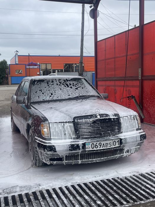 Продаю mercedes w124 230