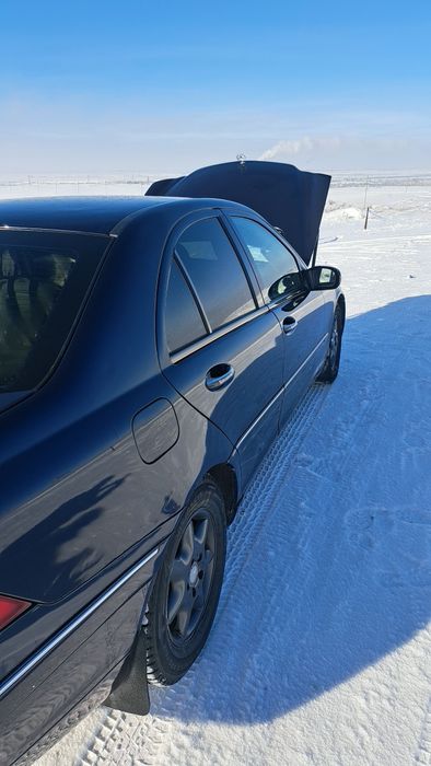 Продаю мерседес с180