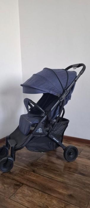 Продам коляску Mstar