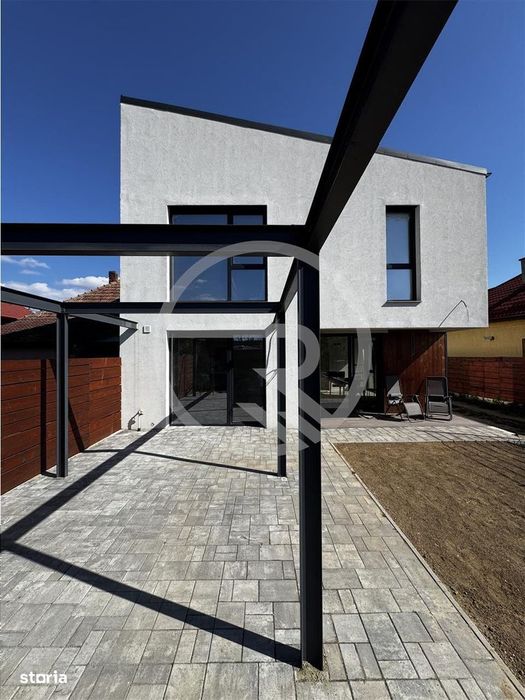 Casa Individuală Parter +Etaj ,166 mp utili, teren 450 mp situata