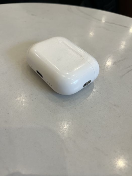 Продам Наушники Apple AirPods Pro 2hd generation