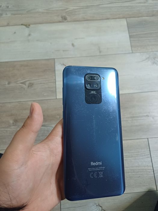 Телефон Redmi note 9