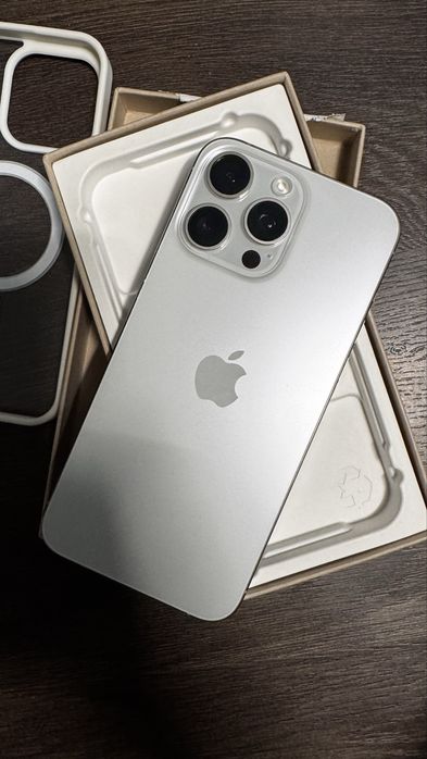 iphone 15 pro max 512 gb second hand si noi de vanzare • Anunturi