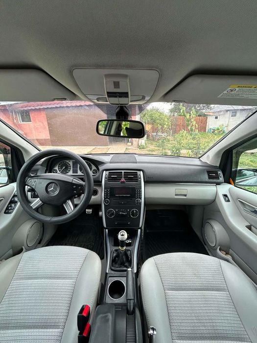 Vând URGENT!! Mercedez-Benz B180 CDI