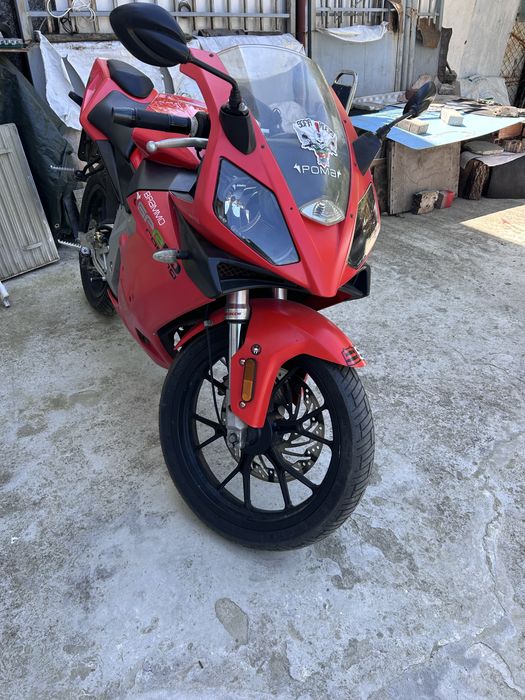 Derbi GPR 50 пистов мотор
