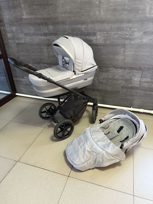 Коляска детская 2 в 1