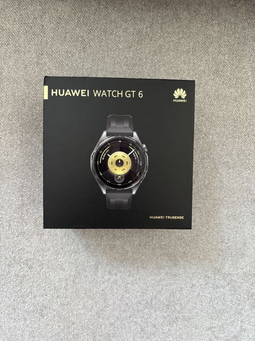 Часовник Huawei GT 6