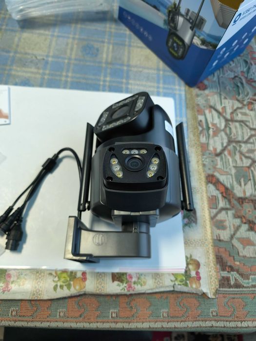 Camera supraveghere IP wifi dubla