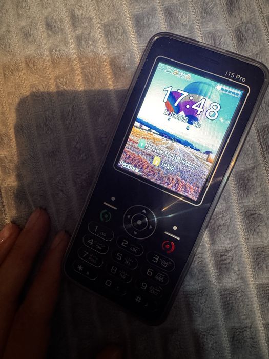 Продам телефоны дешево