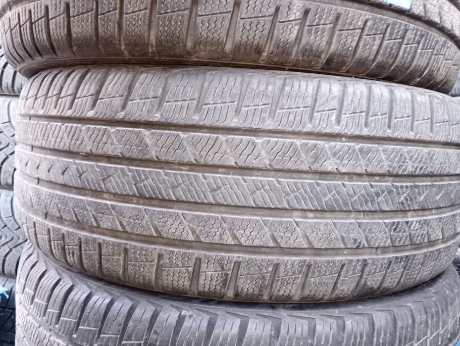 4anvelope 4 allseason vredestein 215/50/18  6.5mm dot 2022