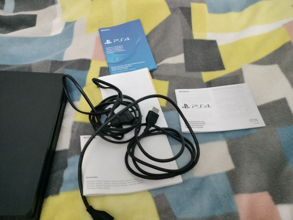 PlayStation 4 Slim