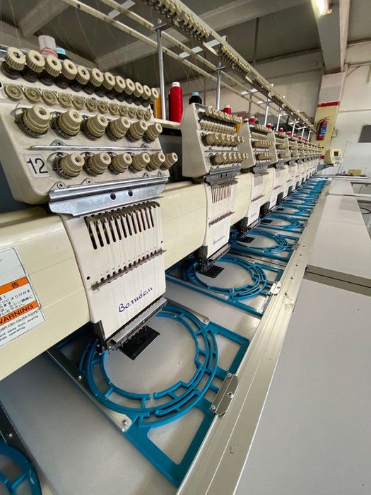 Махровый халат для гостиницы белый