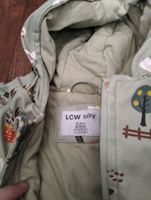 Продам демисезонный комбинезон