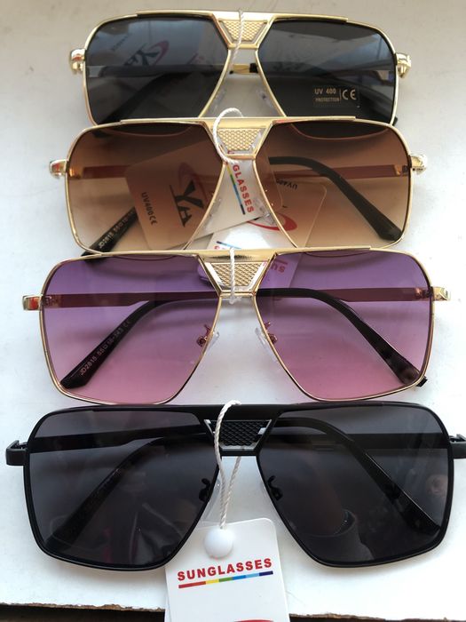 Слънчеви очила на едро