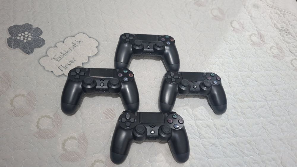 Playstation 4 yengide