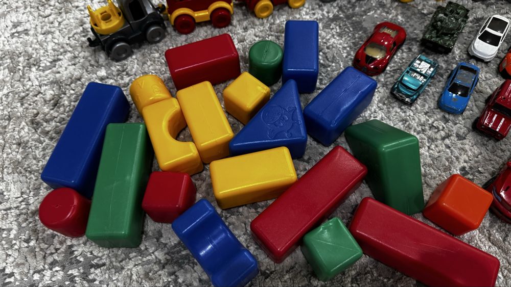 Игрушки для мальчика