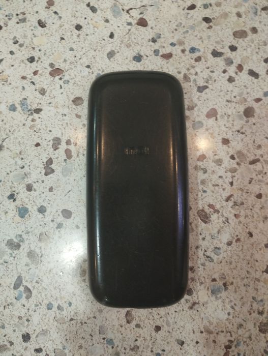 Inoi knopkali telefoni sotiladi