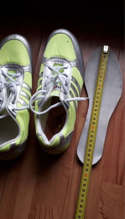 Шипове за лека атлетика