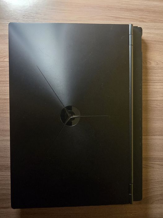 Ноутбук Lenovo legion Y7000