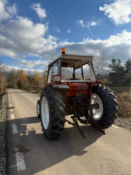 Vând tractor FIAT 880E