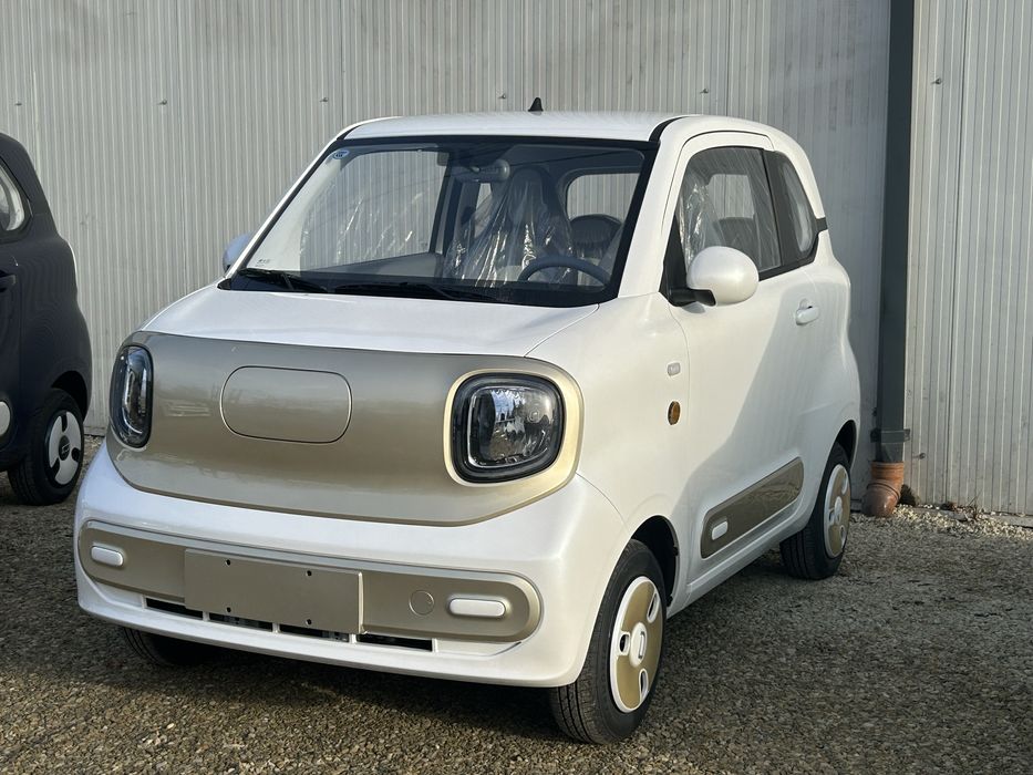 Aigo M1//16 ani//4 locuri//180 km autonomie//camera//Ac//16 ani