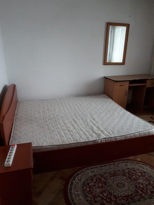 Apartament de închiriat