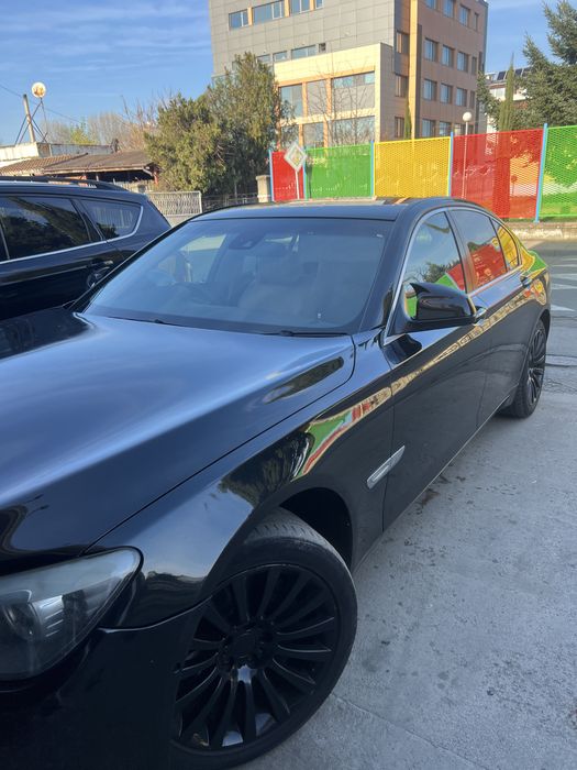 BMW 7 Series (F01) – отлично състояние