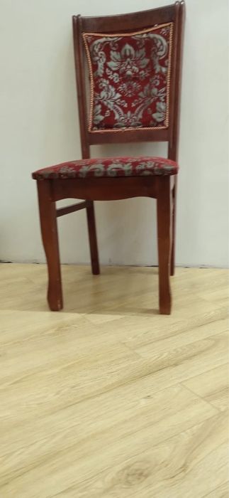 Стуля хорошем состояние вместе с чихлом