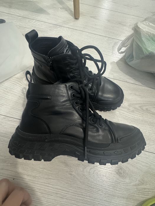 Ботинки 37 размер