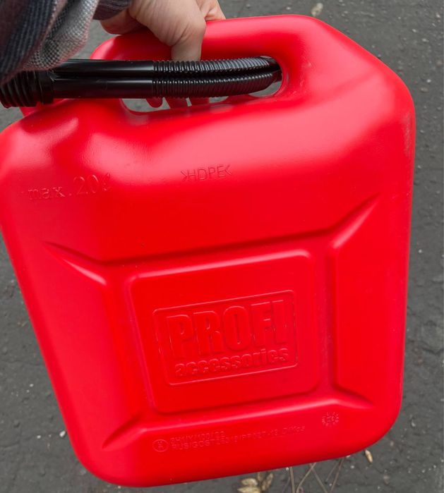 Канистры Россия (Бензиновые) дизель с удобной Горловиной