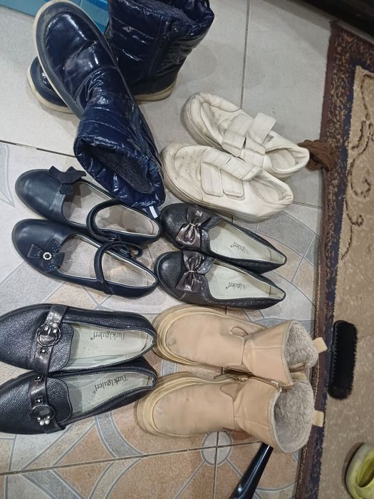 Отдам обувь женские