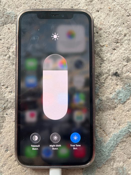 iphone 12 64 гига  92%