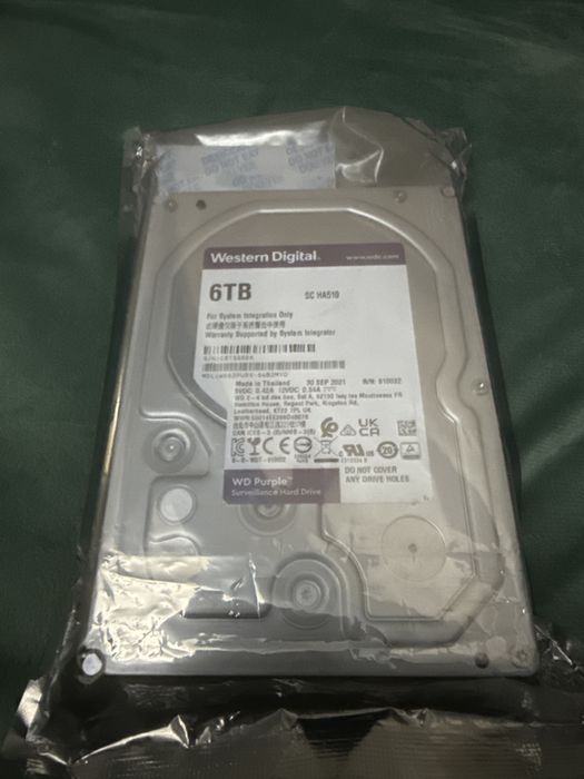Жесткий диск  6 тб