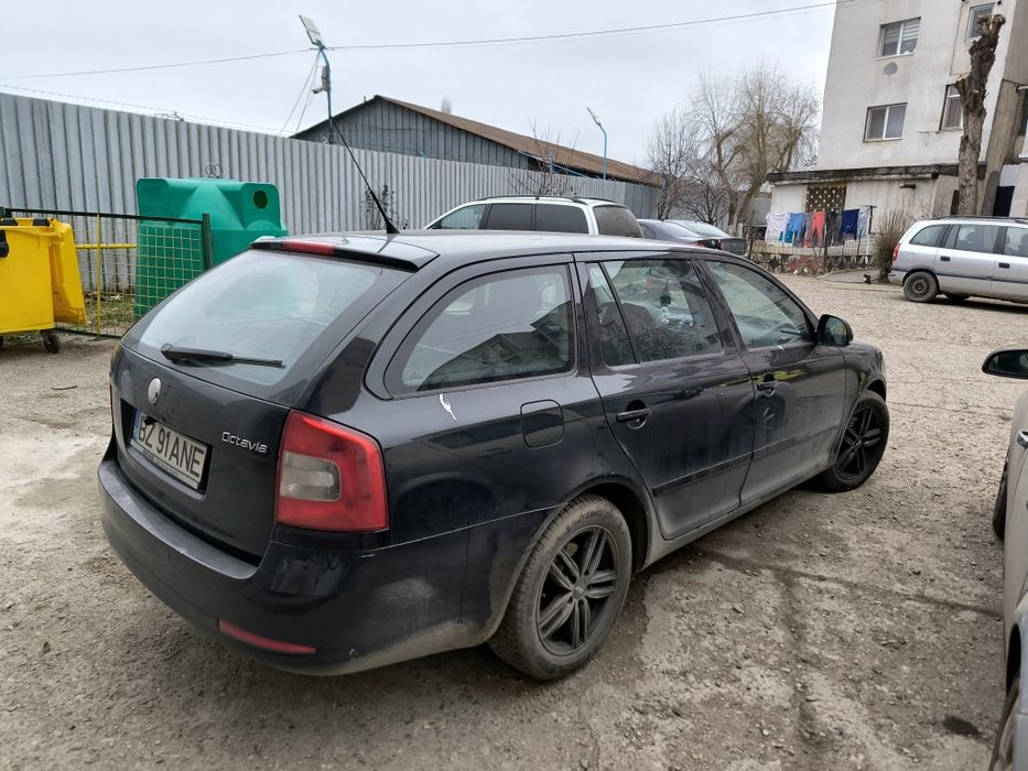 SKODA Octavia 2010 — imagine 4