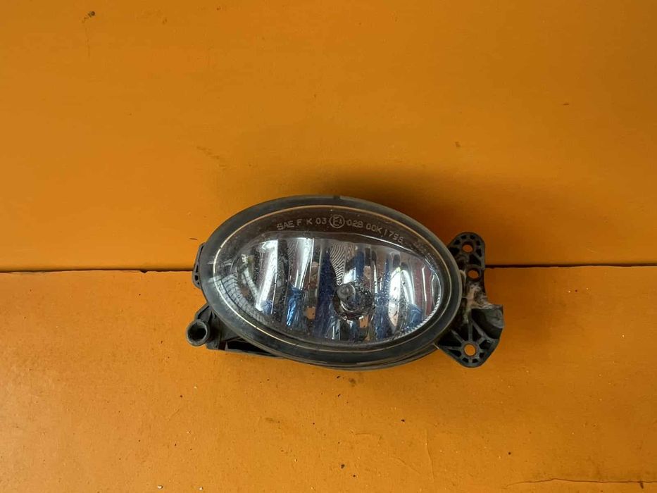 Mercedes W251 R class W164 ML X164 GL W216 CL W219 CLS ляв халоген