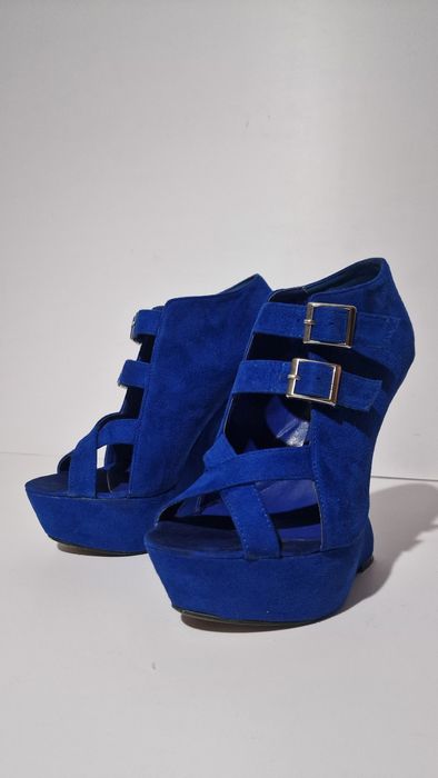 Продам босоножки, 39 размер