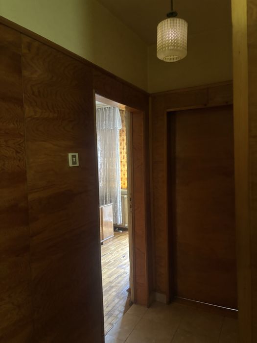 Продавам апартамент 97кв. Тухла