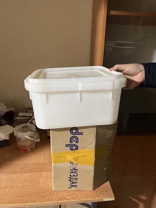 Продам контейнеры из под меда