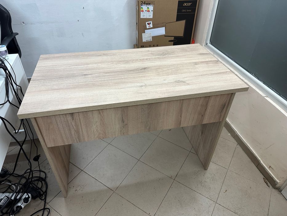 Бюро, 138х58х75 см