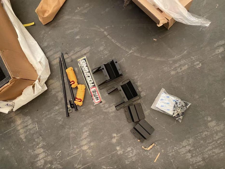 Продам маркизу и кронштейны jetour t2