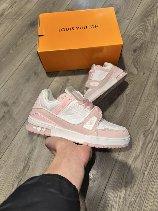 Lv Trainer