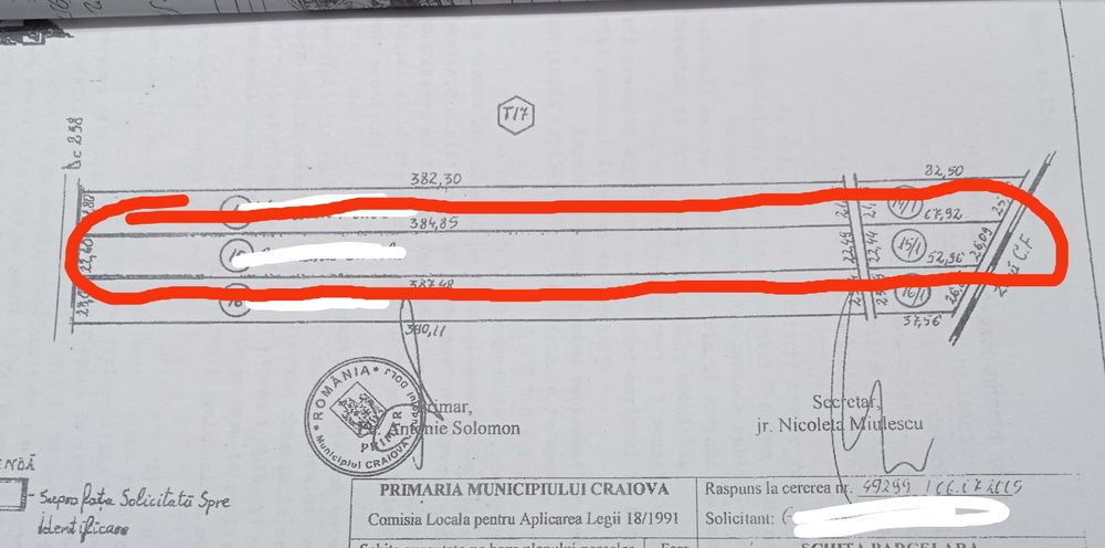 Vând 10 000 mp teren intravilan  !