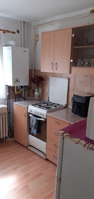 Garsoniera chirie 30 m